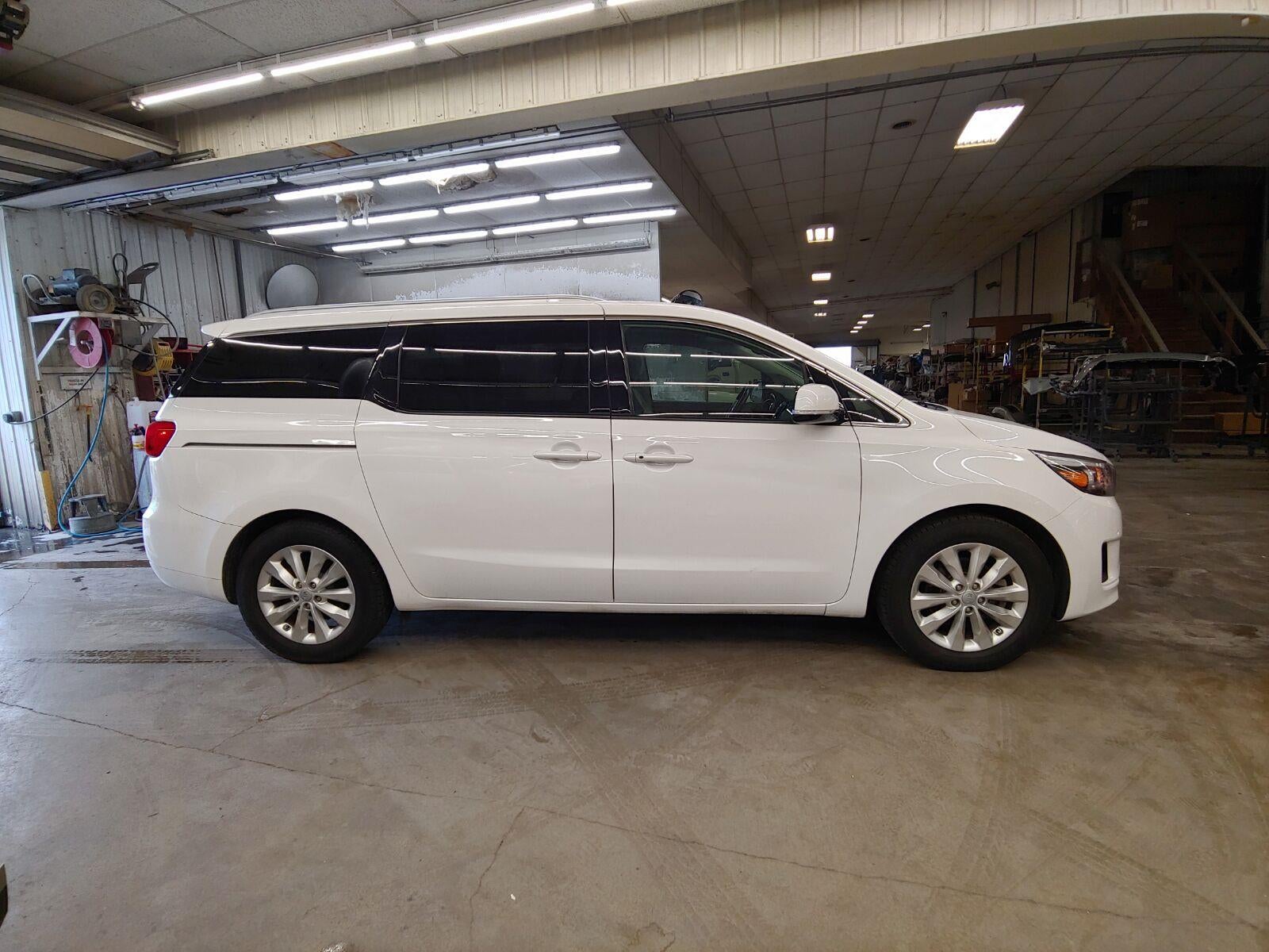 2018 Kia Sedona EX