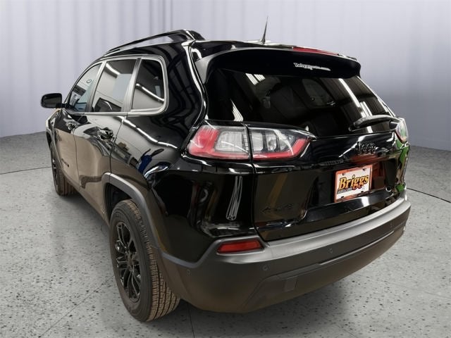 2023 Jeep Cherokee Altitude Lux