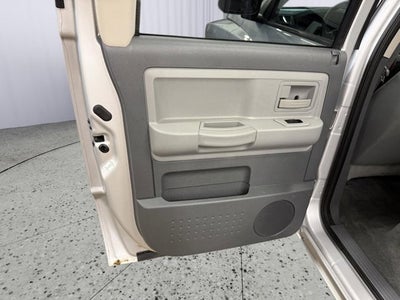 2005 Dodge Dakota SLT
