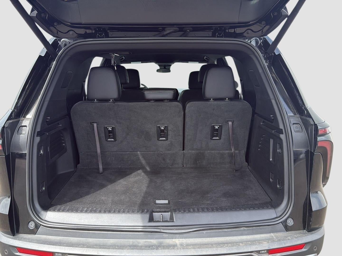 2025 Chevrolet TRAVERSE AWD LT