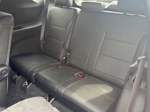 2025 Chevrolet TRAVERSE AWD LT