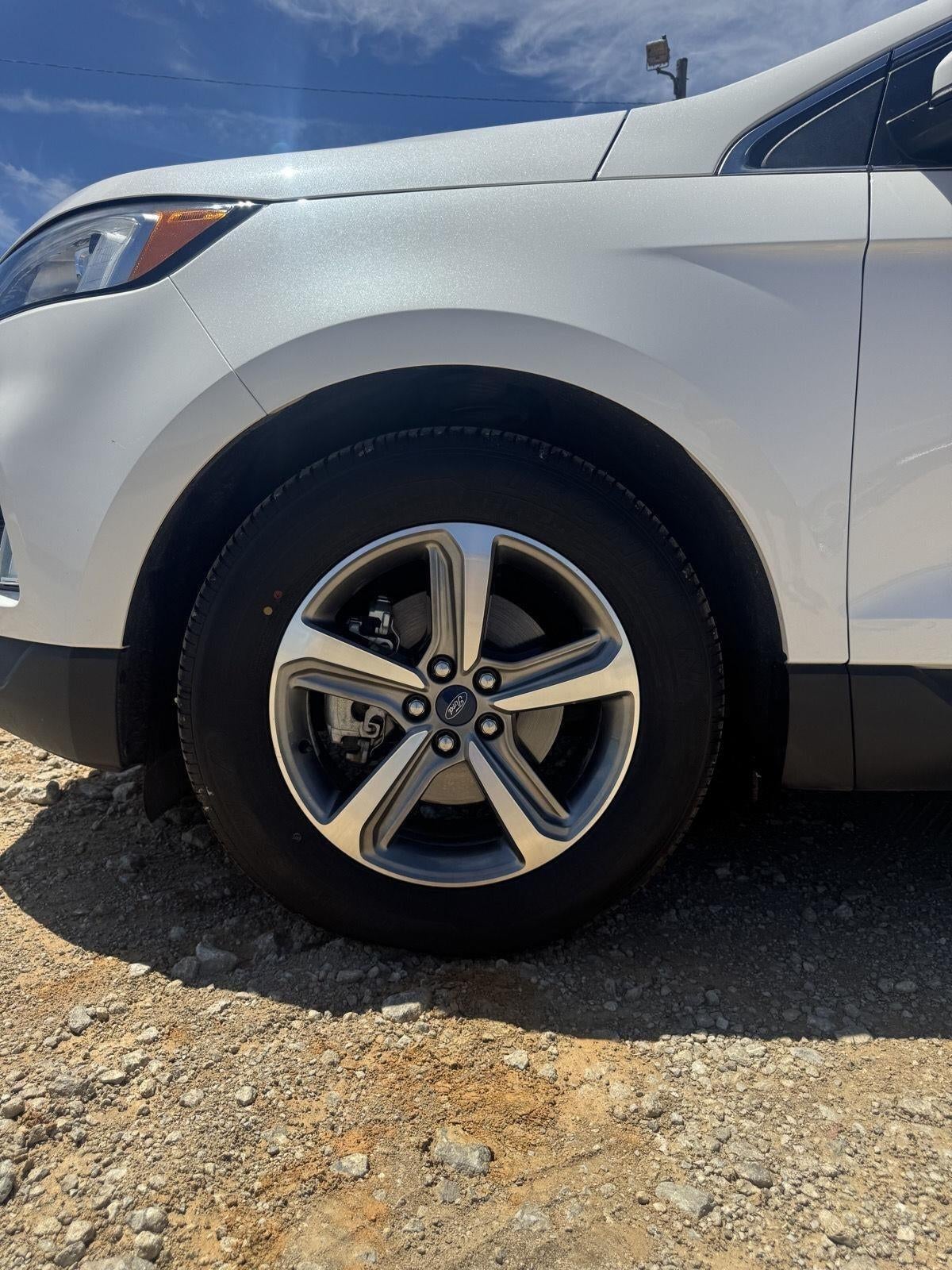 2020 Ford Edge SEL