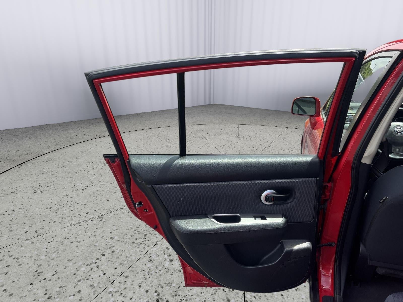 2009 Nissan Versa 1.8 SL