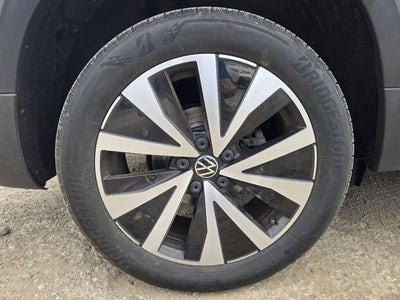 2022 Volkswagen Taos SE