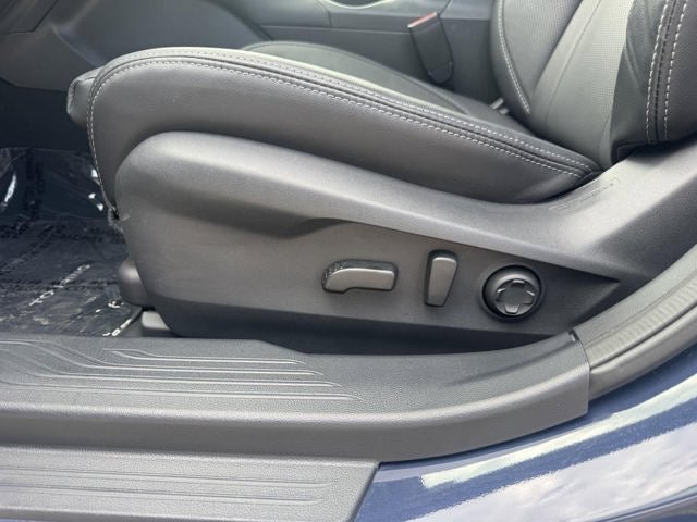 2025 Subaru Legacy Touring XT