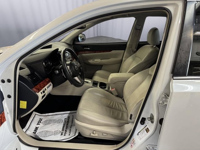 2011 Subaru Outback 2.5i Limited Pwr Moon