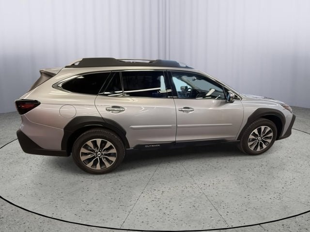2025 Subaru Outback Touring