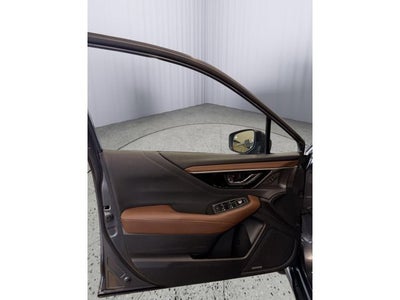 2022 Subaru Outback Touring XT