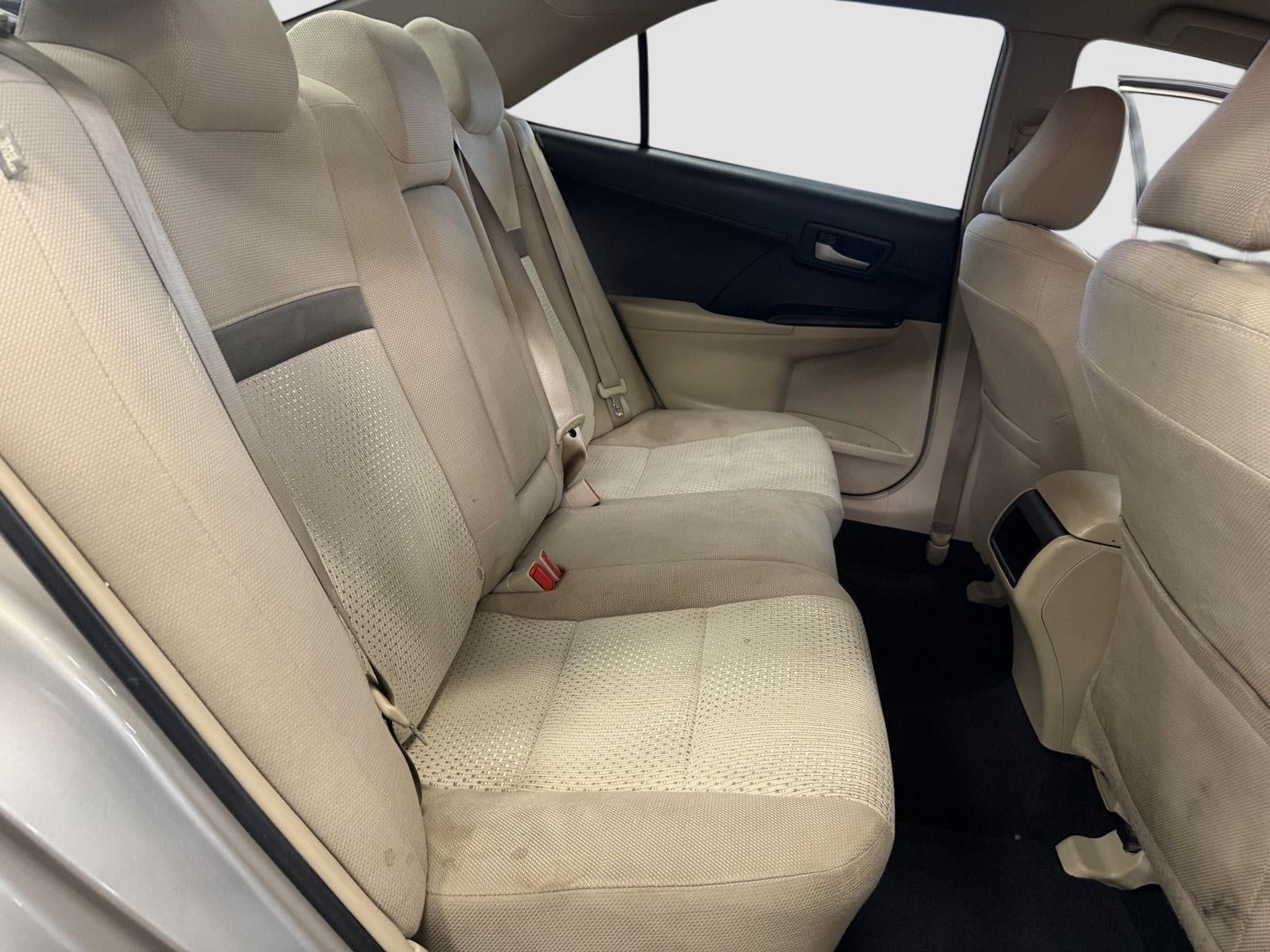 2014 Toyota CAMRY SE