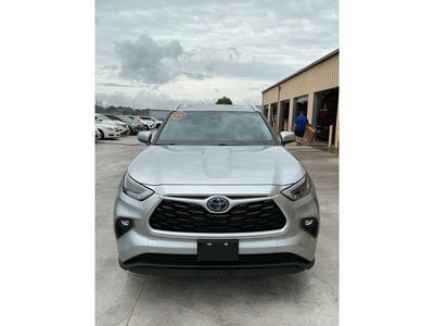 2022 Toyota Highlander Hybrid XLE