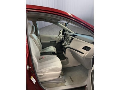 2011 Toyota Sienna LE 7-Passenger