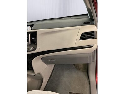2011 Toyota Sienna LE 7-Passenger