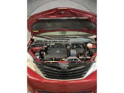 2011 Toyota Sienna LE 7-Passenger
