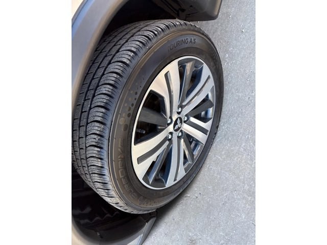 2024 Mitsubishi Outlander Sport SE