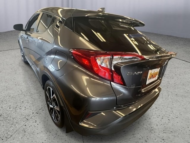 2021 Toyota C-Hr XLE