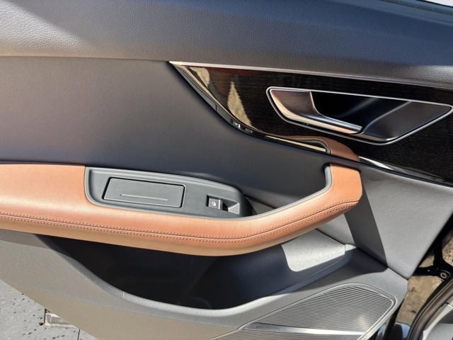 2022 Audi Q7 Premium Plus