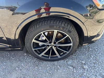 2022 Audi Q7 Premium Plus