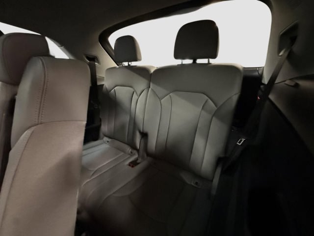 2022 Audi Q7 Premium Plus