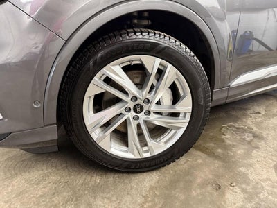 2022 Audi Q7 Premium Plus