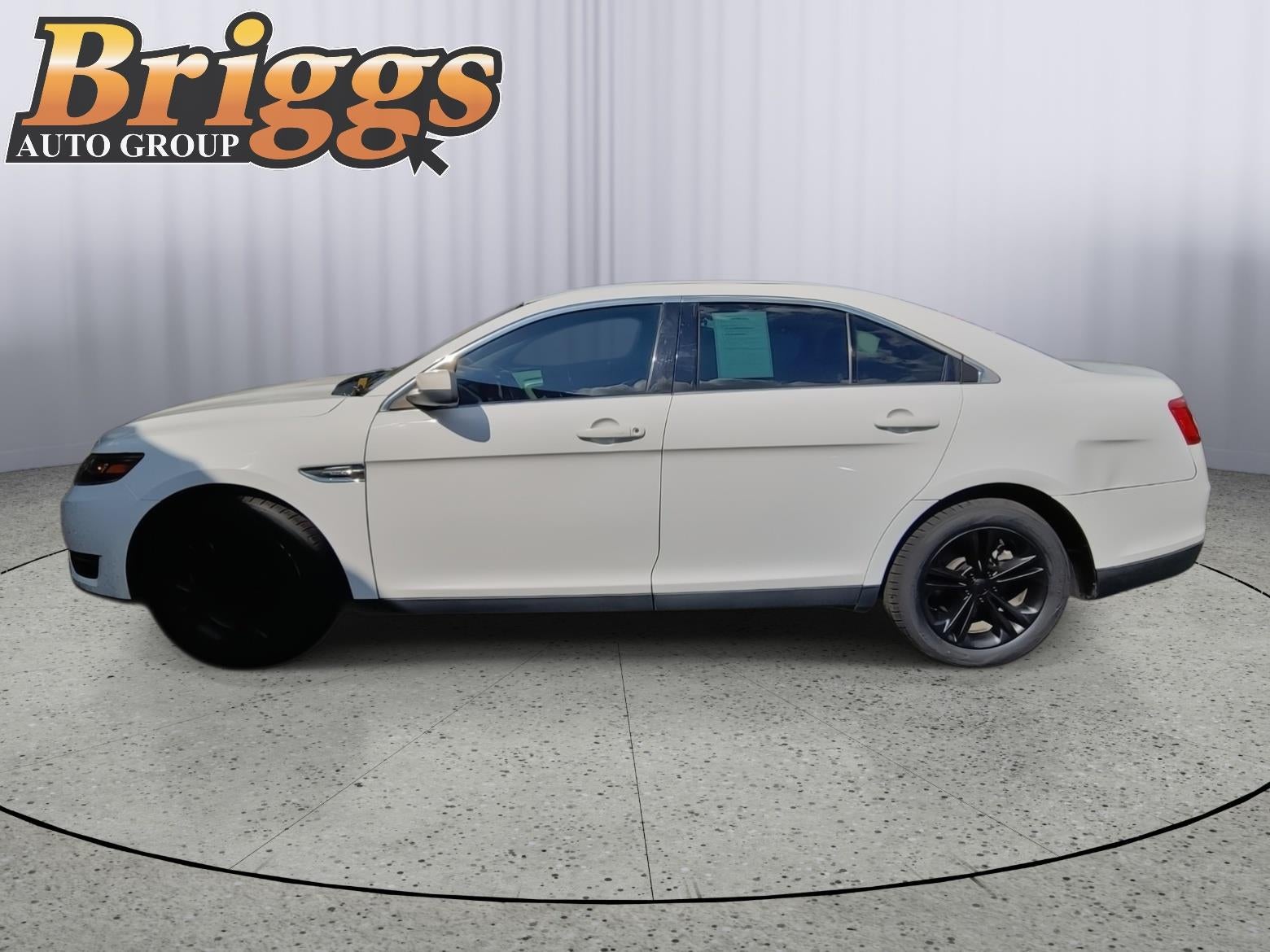 2018 Ford Taurus SEL