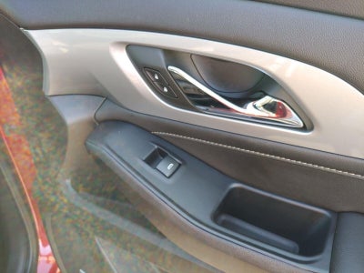 2022 Chevrolet Traverse LT Leather