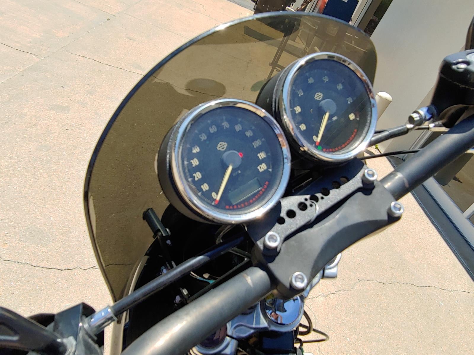 2015 HARLEY DAVIDSON DYNA GLIDE