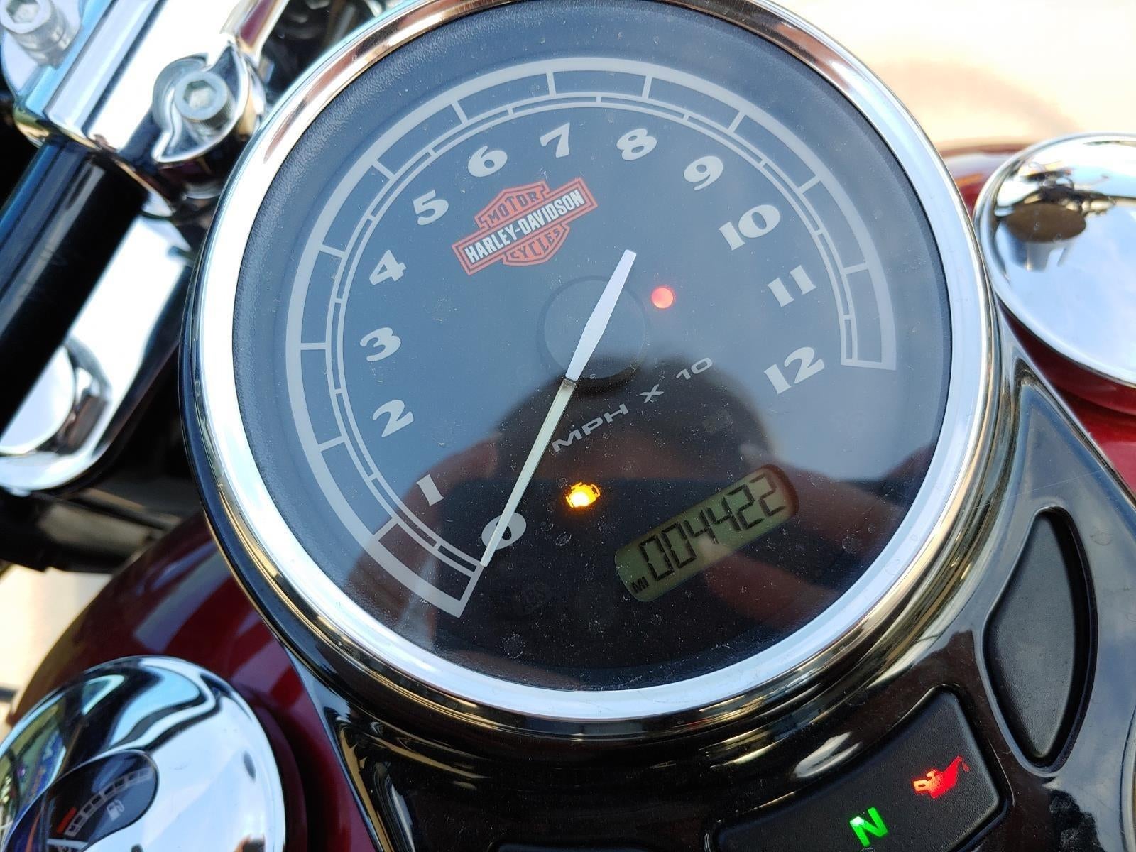 2016 HARLEY-DAVIDSON SOFTAIL SLIM Base