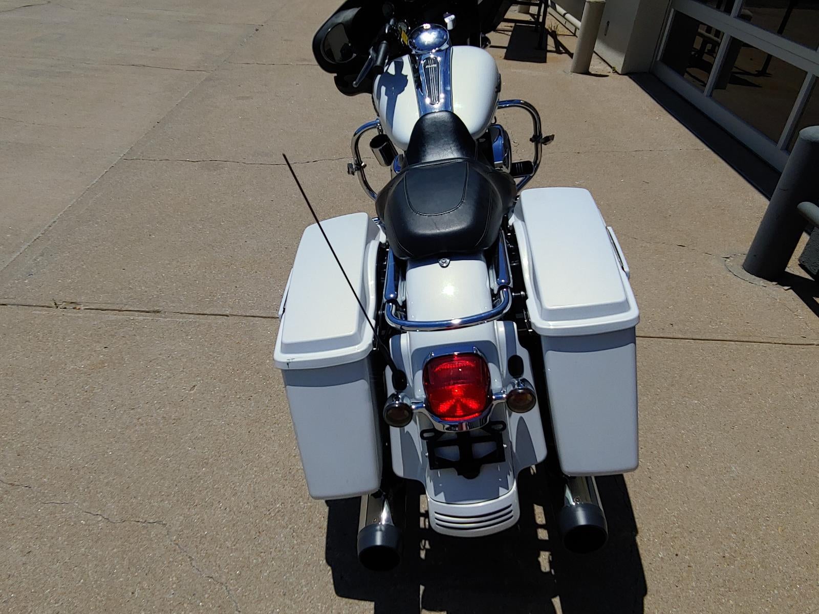 2008 HARLEY-DAVIDSON STREET GLIDE Base