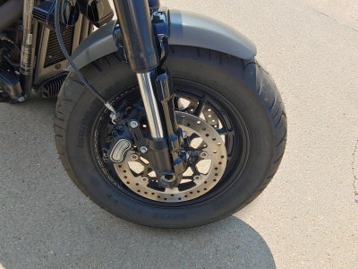 2018 HARLEY-DAVIDSON FXFBS FAT BOB Base