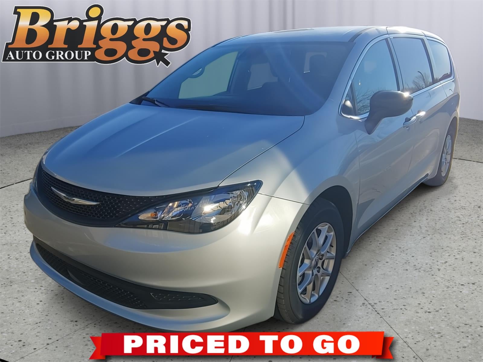 2024 Chrysler Voyager LX