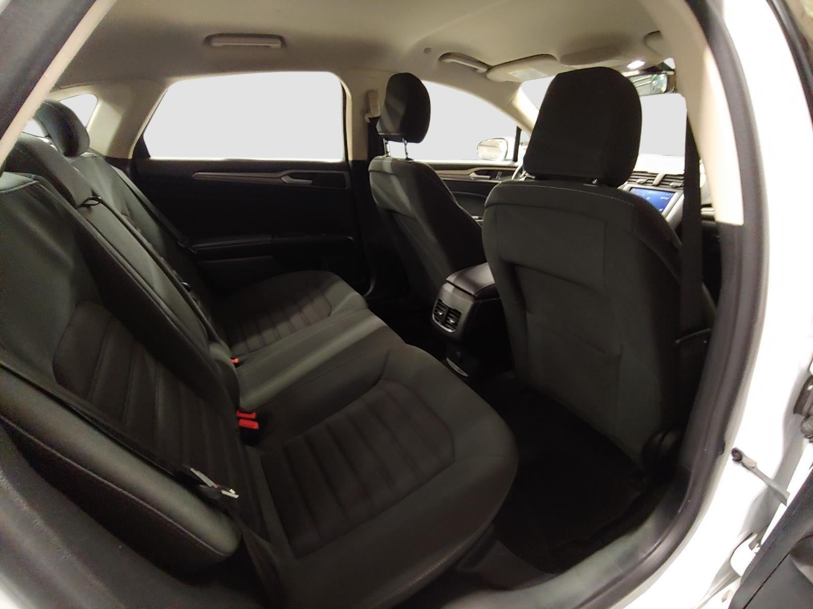 2020 Ford Fusion Hybrid SE