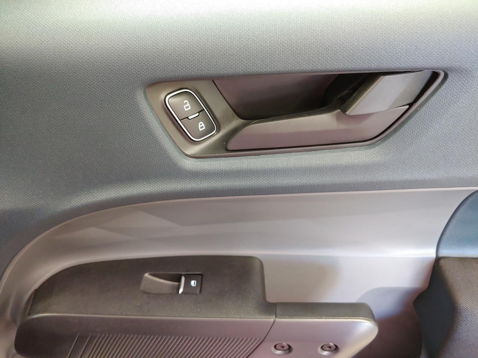 2024 Ford Maverick XL