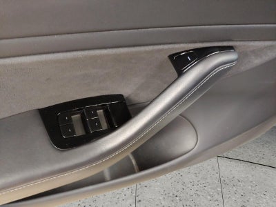 2020 Tesla Model 3 Performance