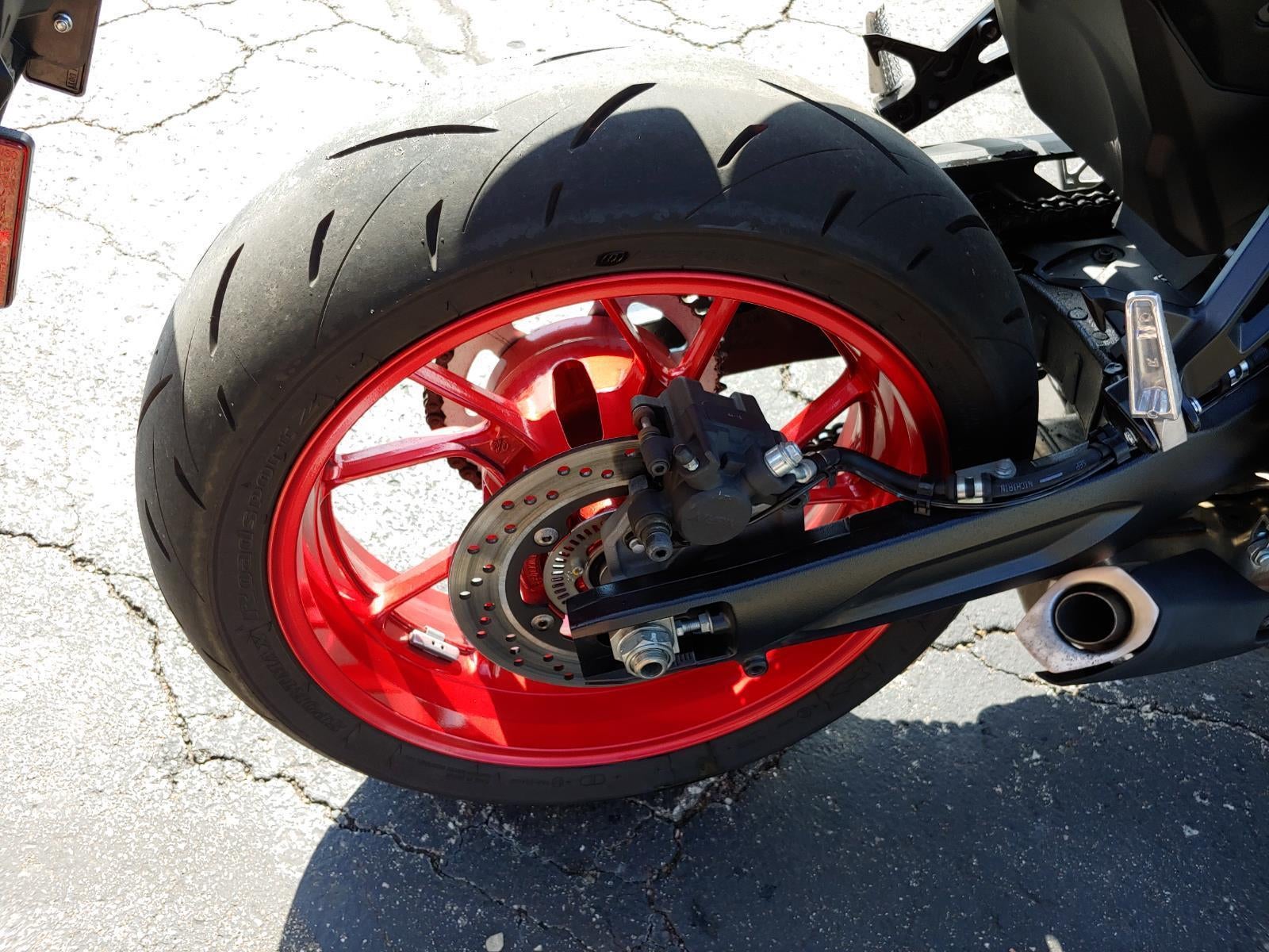 2024 SUZUKI GSXR800 Base