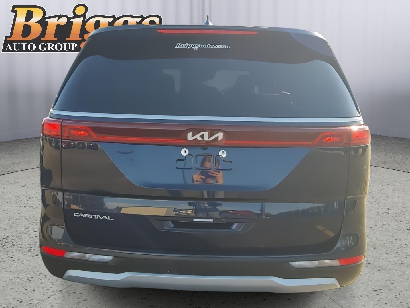 2024 Kia Carnival LX