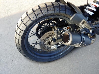 2022 HUSQVARNA SVARTPILEN 401 Base