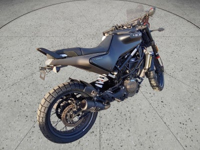 2022 HUSQVARNA SVARTPILEN 401 Base