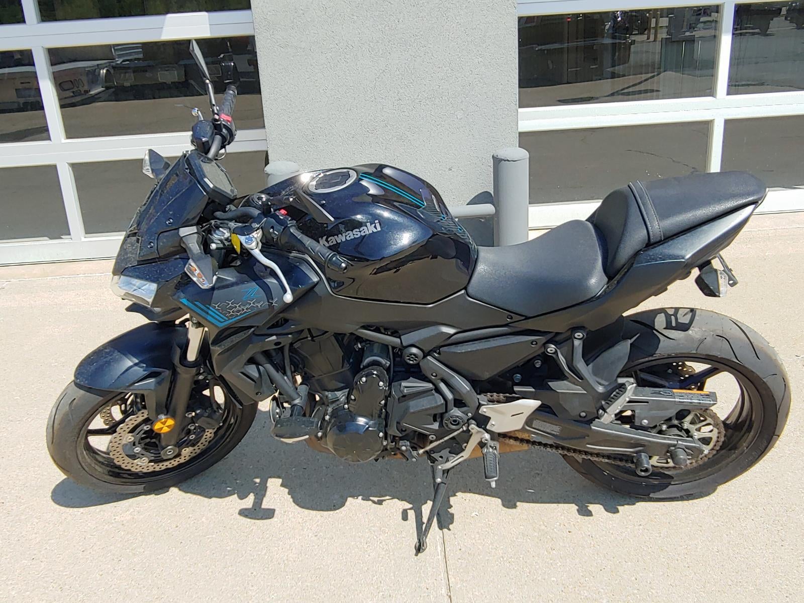 2021 KAWASAKI ER650LMFNL Base