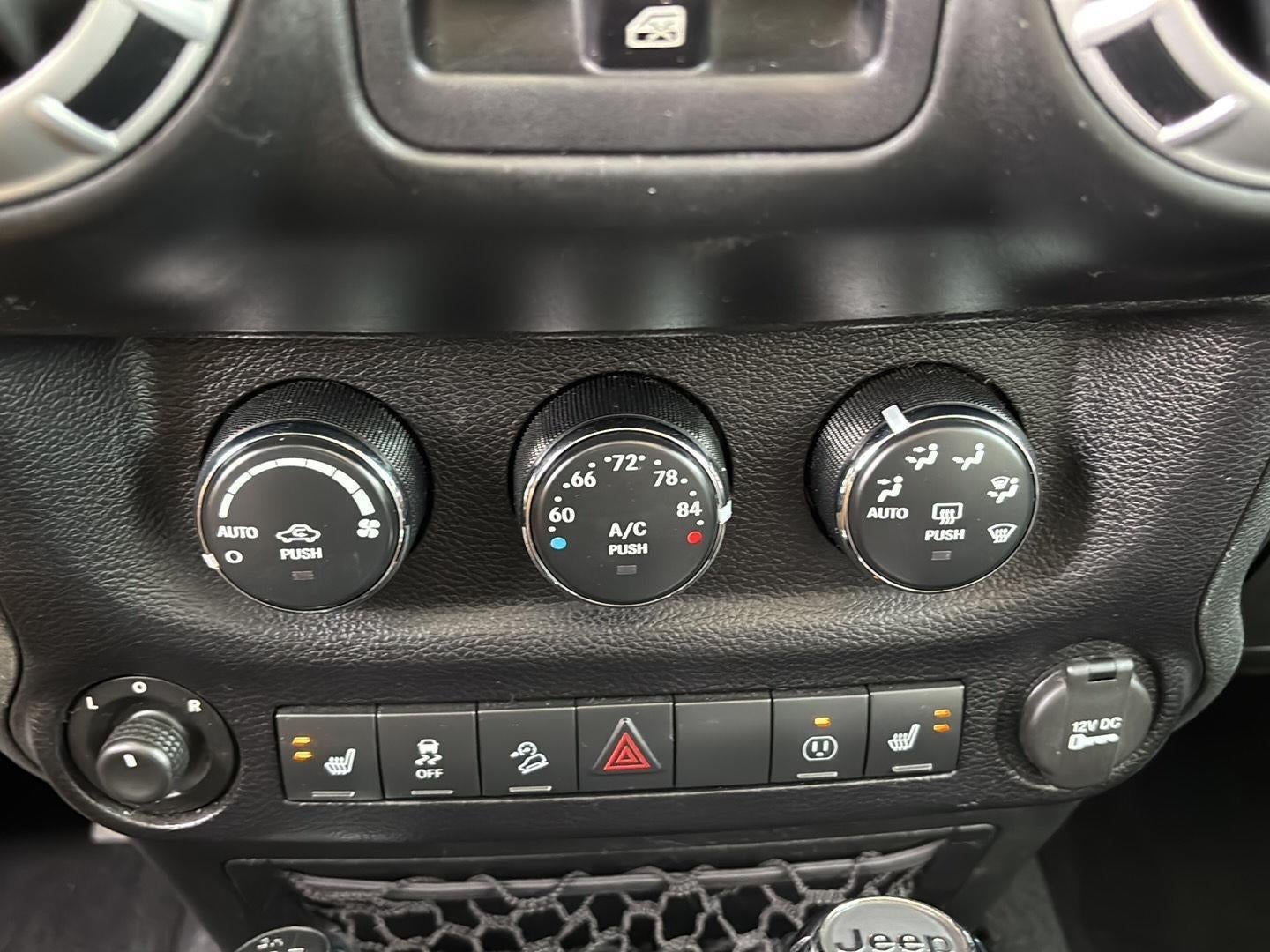 2015 Jeep Wrangler Unlimited Sahara