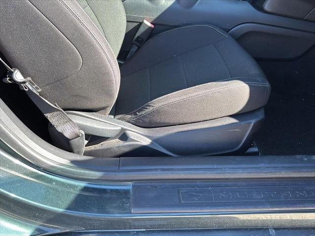 2015 Ford MUSTANG Base