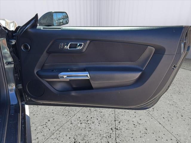 2015 Ford MUSTANG Base