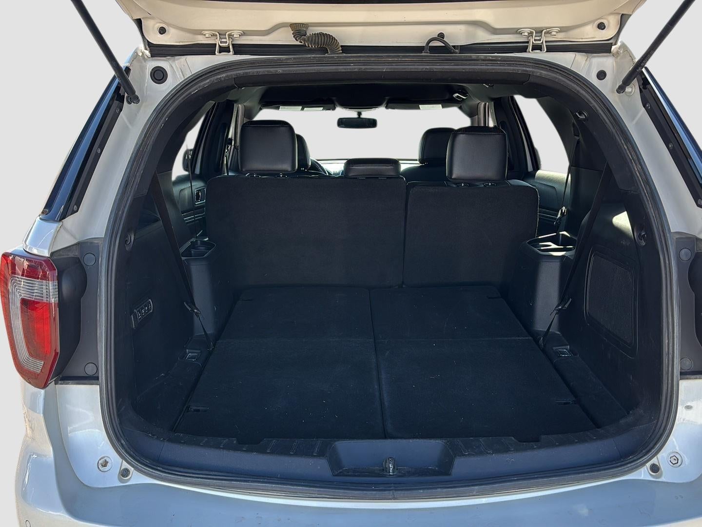 2016 Ford EXPLORER Base