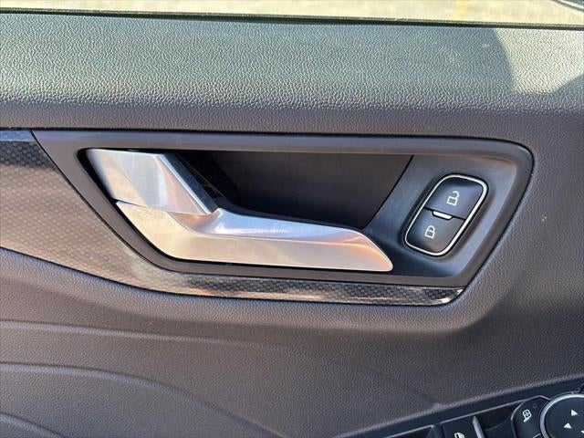 2024 Ford Escape ST-Line Select