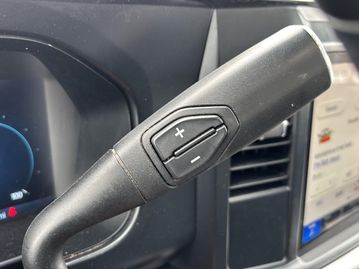 2023 Ford Super Duty F-250 SRW LARIAT