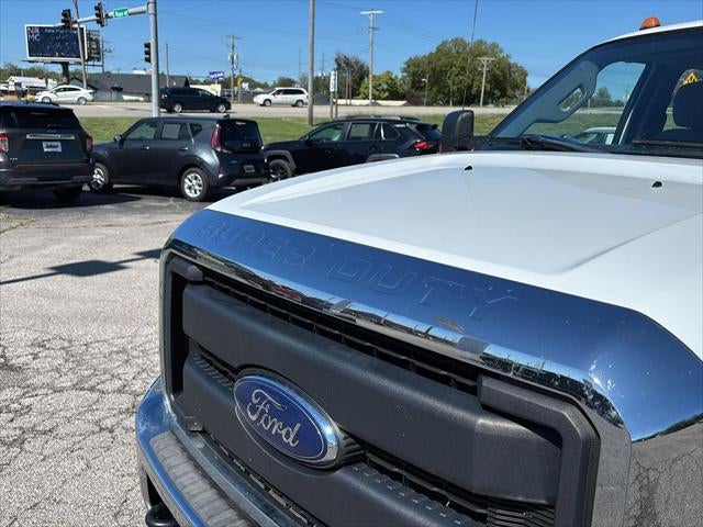 2016 Ford Super Duty F-350 DRW XL