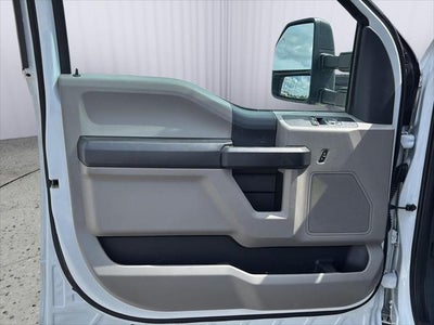 2022 Ford Super Duty F-350 SRW XL