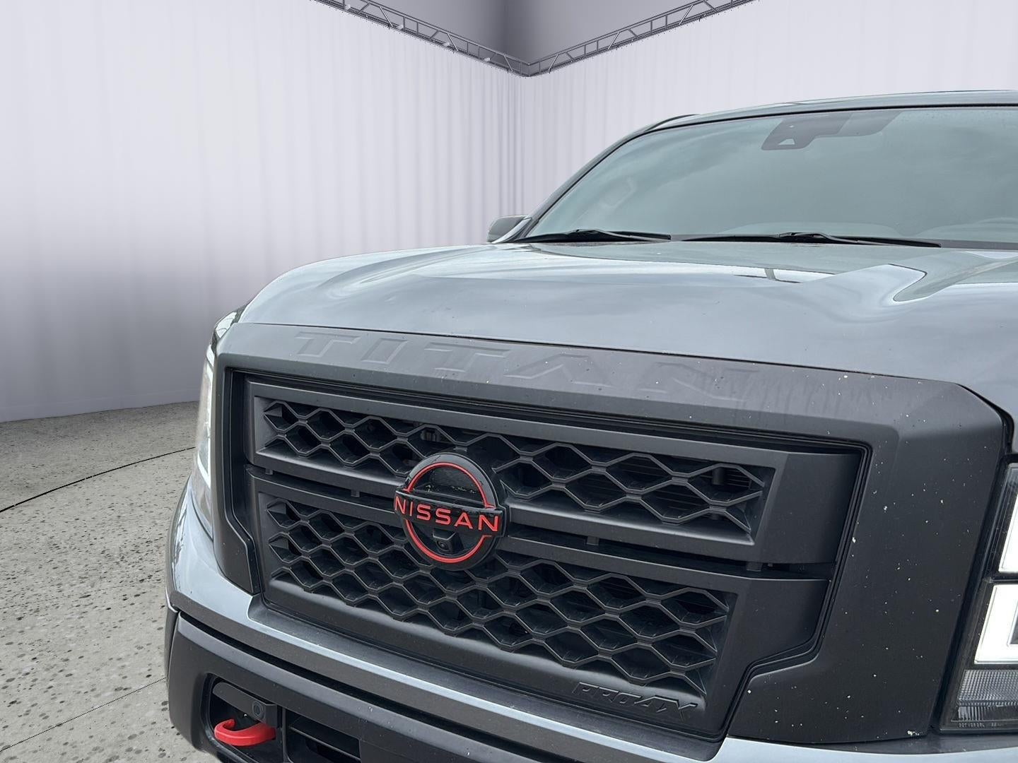 2024 Nissan TITAN sv