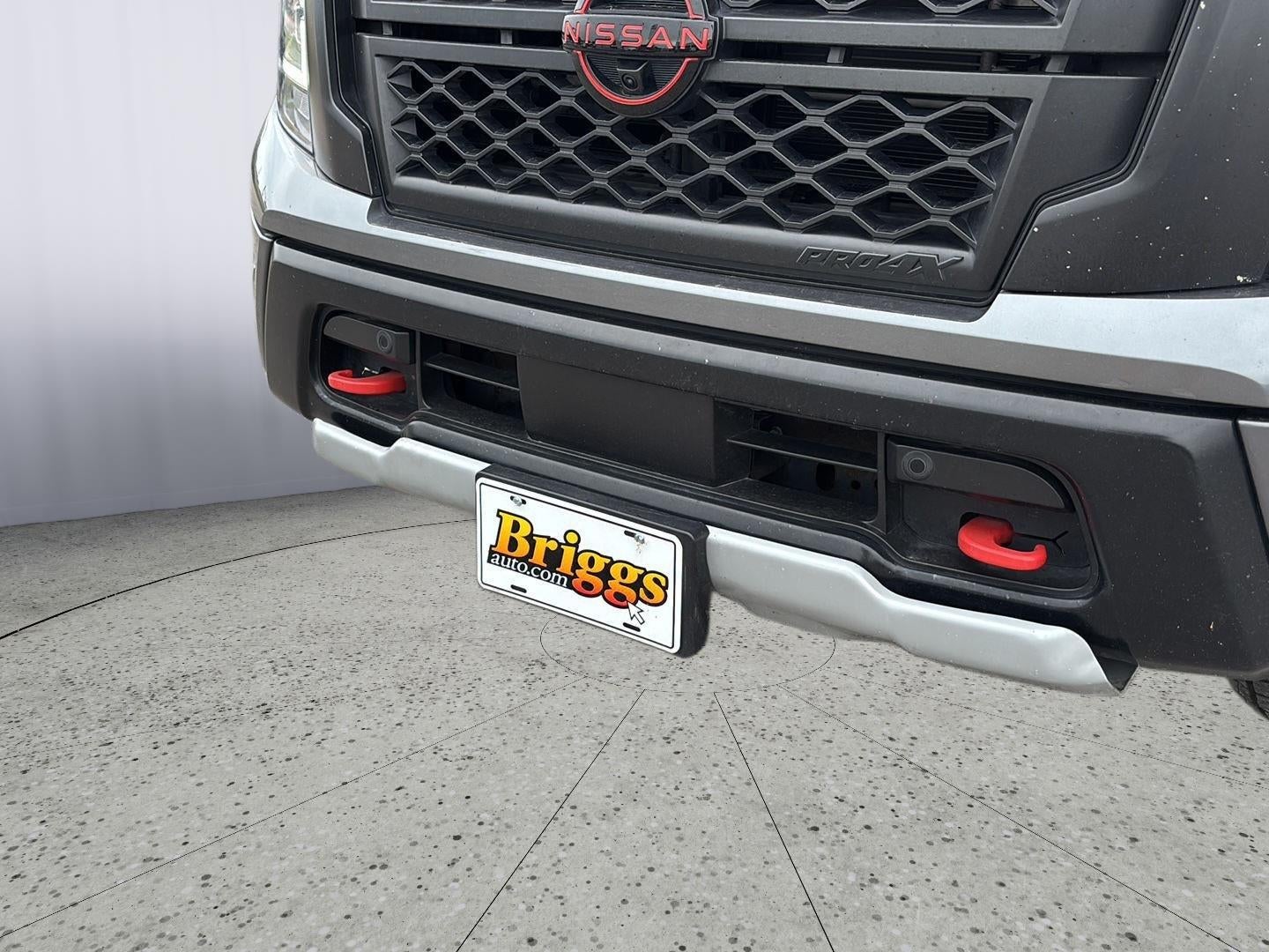 2024 Nissan TITAN sv