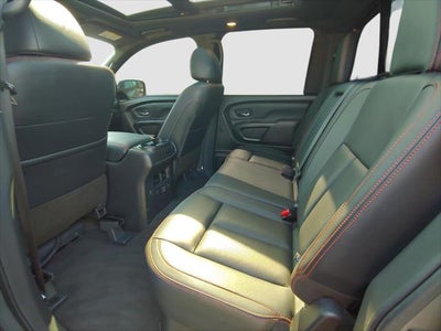 2024 Nissan TITAN Base