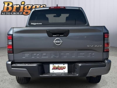 2024 Nissan Frontier SV